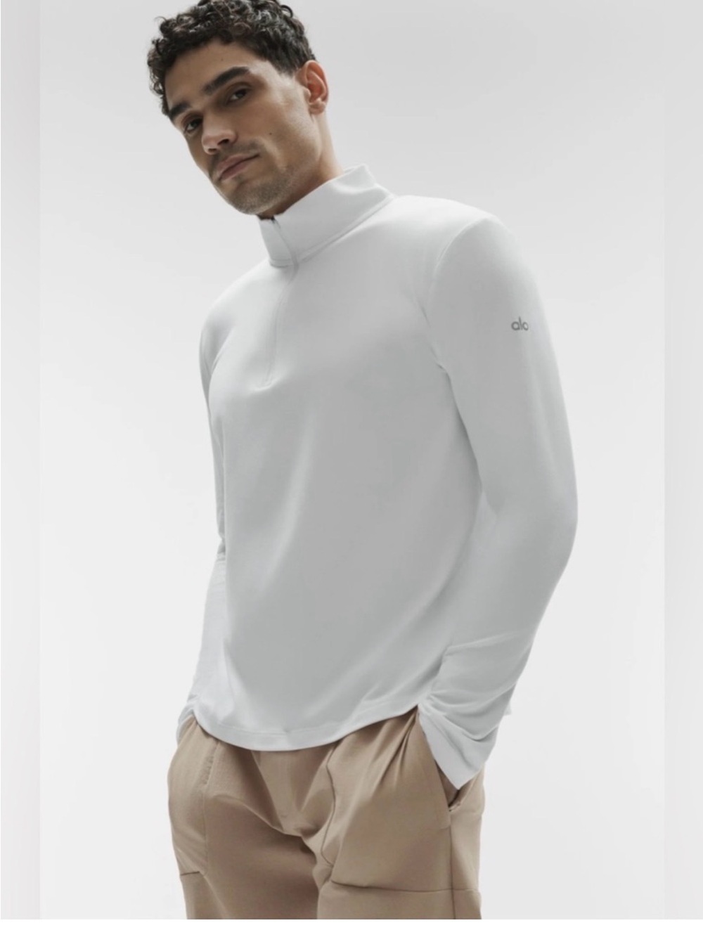 Alo Yoga Conquer 1/4 Zip Reform Long Sleeve in White, Men’s size S